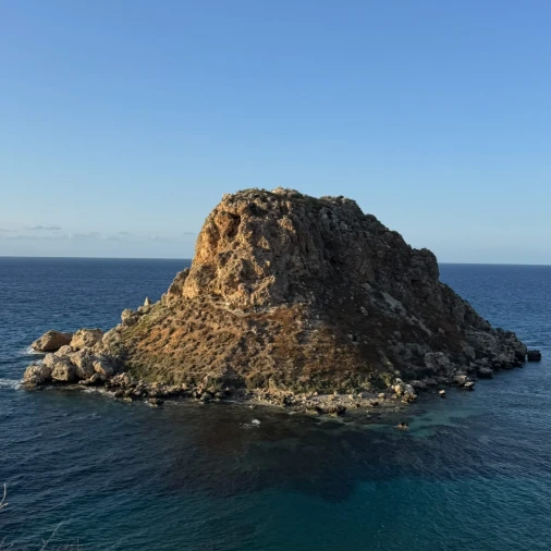 Kumlu Deniz plajı