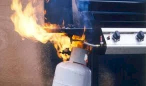 Газовые баллоны в Энгоми
