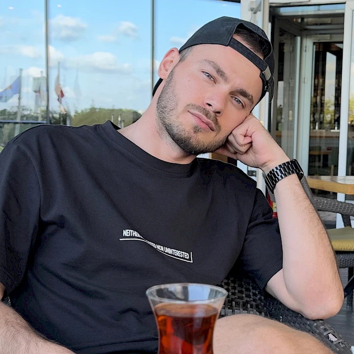 Александр Хасс
