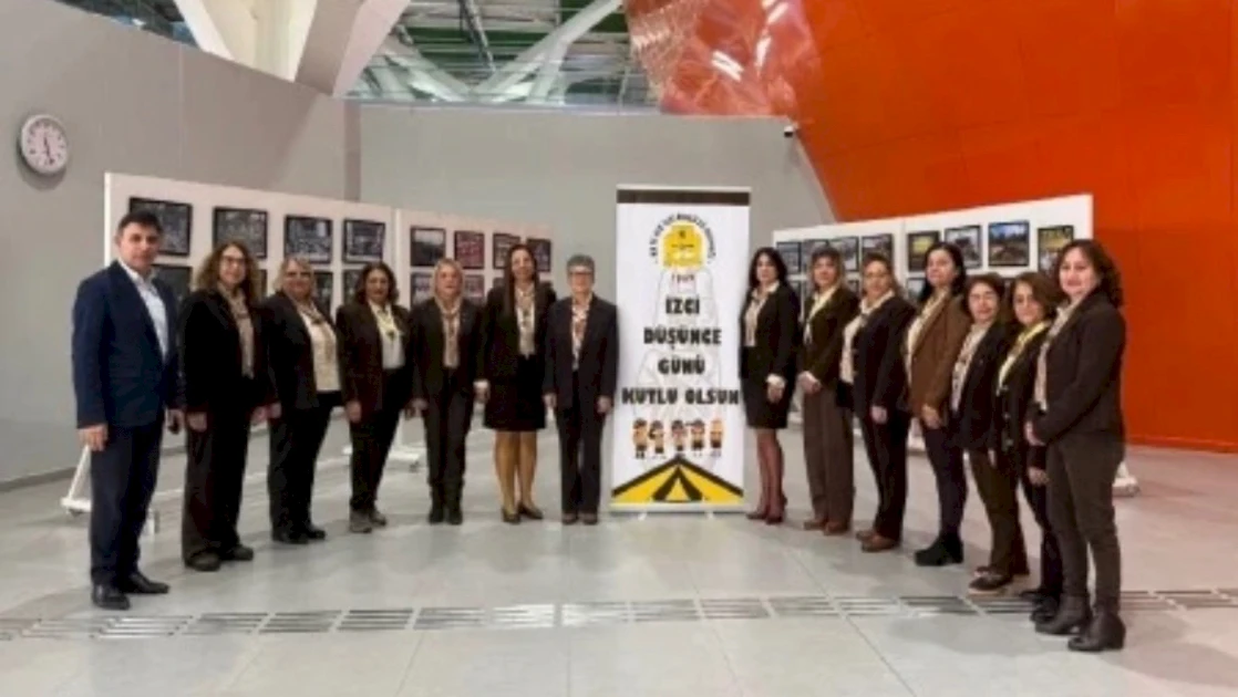 Ausstellung über die Pfadfinderbewegung am Flughafen Ercan eröffnet