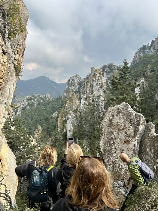 Πεζοπορία στο Φαράγγι του Άβακα