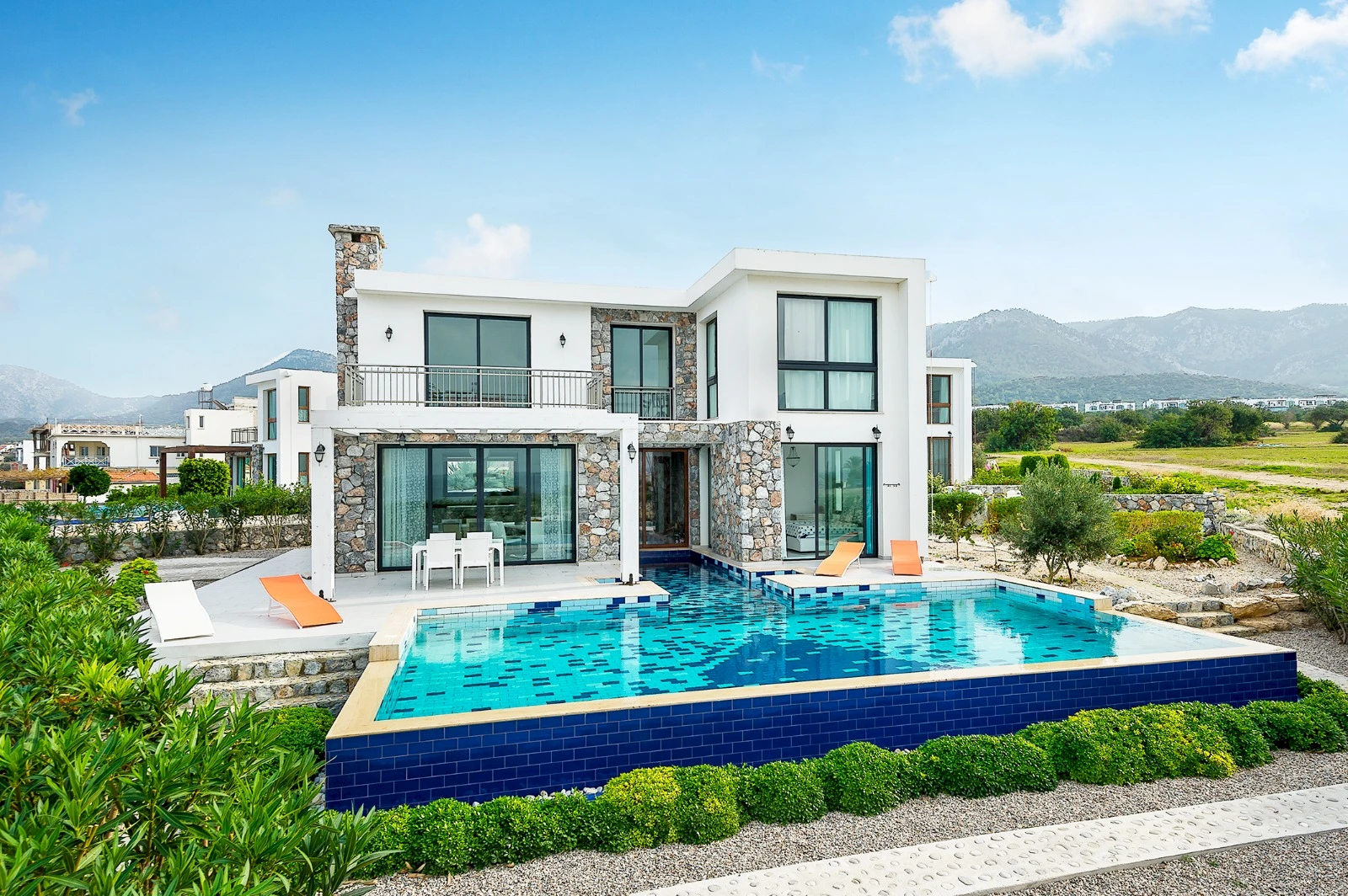 Eleganta 3+1 villa ar privātu baseinu — Aqua West | Esentepe / Küçük Erenköy