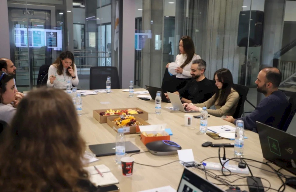 На Кипре запустили проект с использованием ИИ для согласования образования и рынка труда